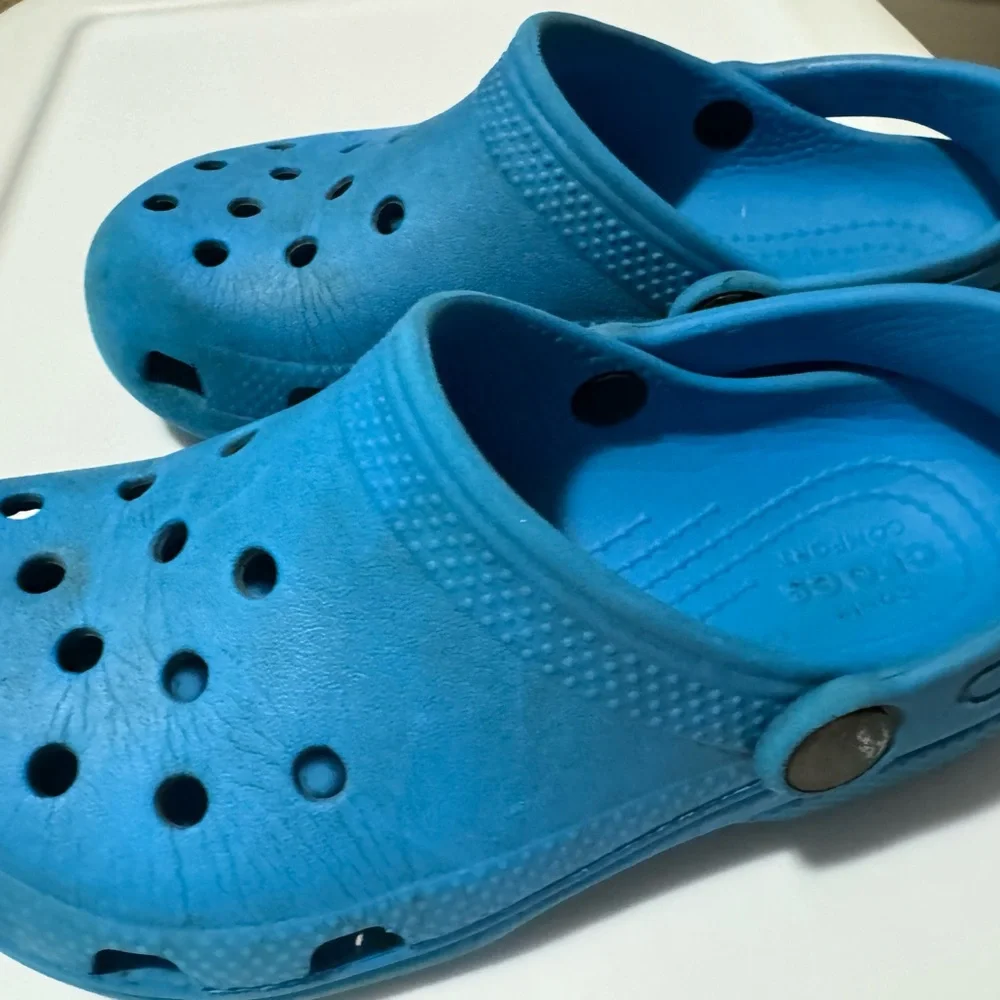 Crocs - Picture 3 of 5